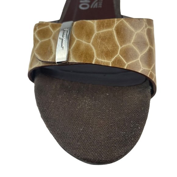 SALVATORE FERRAGAMO Crocodile Print Brown Leather Open Toe Kitten Heel Size 9 - Picture 6 of 13